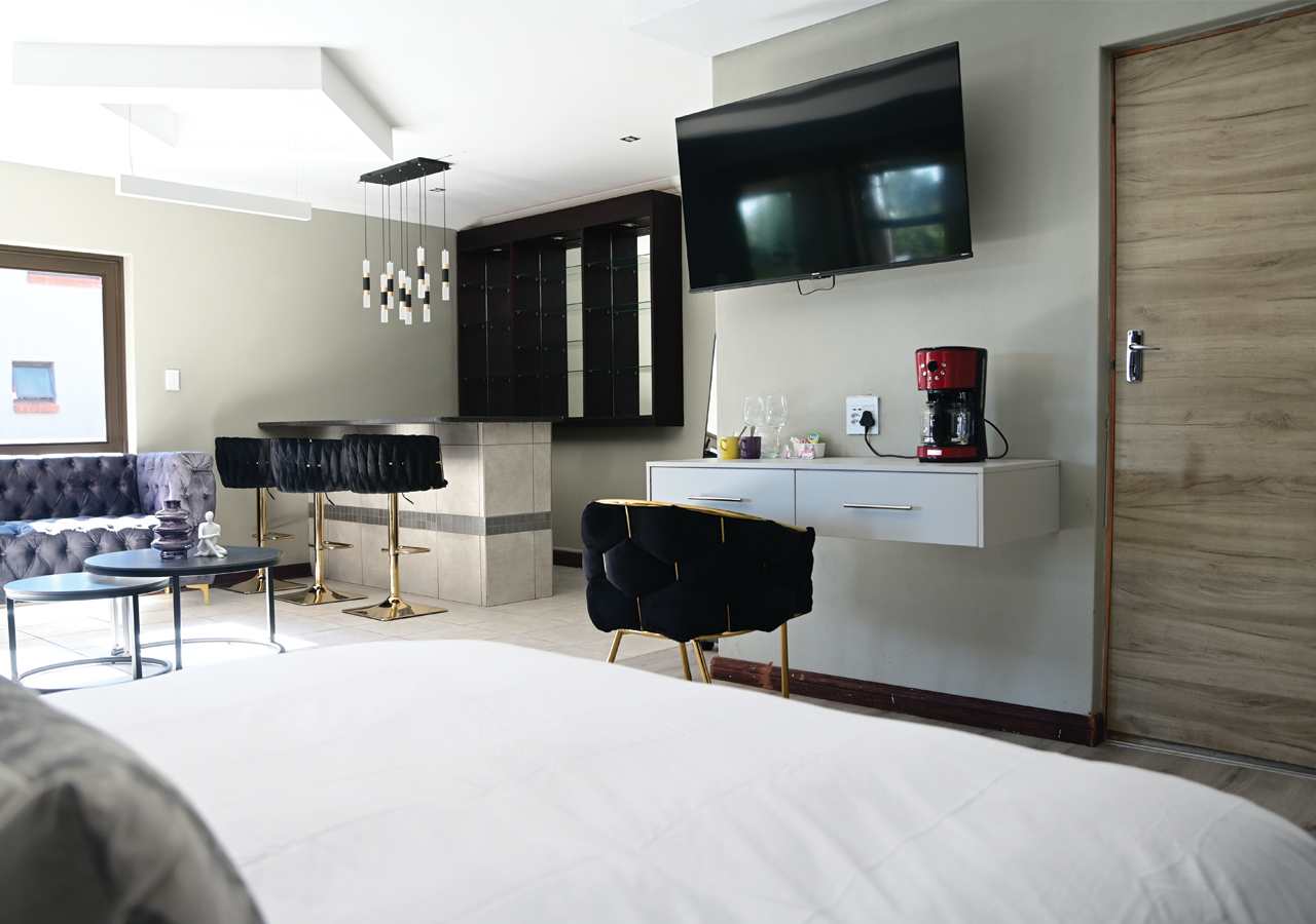 Rooms & Suites - Omni The Pillar Hotel Bloemfontein